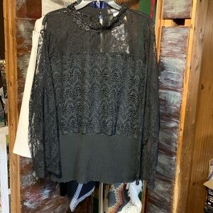 Vintage nit lace and crochet blouse new